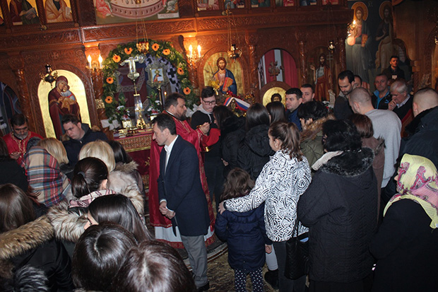 БОЖИЋ ПОД МАЈЕВИЦОМ: Свечано и радосно